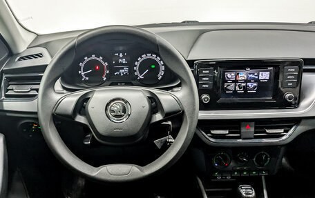 Skoda Rapid II, 2021 год, 1 265 000 рублей, 20 фотография