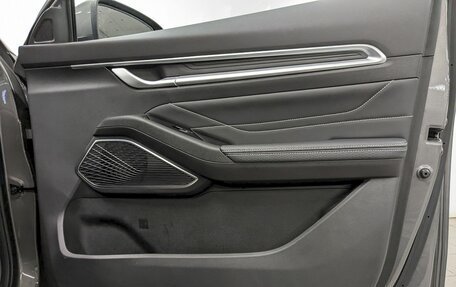 Geely Emgrand, 2024 год, 1 850 000 рублей, 19 фотография