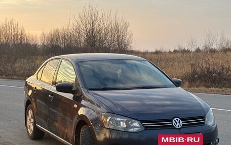 Volkswagen Polo VI (EU Market), 2012 год, 950 000 рублей, 2 фотография
