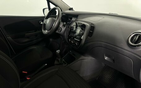 Renault Kaptur I рестайлинг, 2017 год, 1 747 000 рублей, 15 фотография