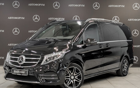 Mercedes-Benz V-Класс, 2017 год, 6 600 000 рублей, 1 фотография