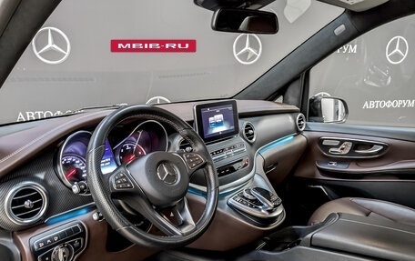 Mercedes-Benz V-Класс, 2017 год, 6 600 000 рублей, 15 фотография