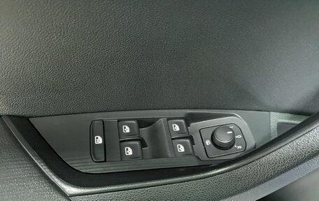 Skoda Karoq I, 2021 год, 2 390 000 рублей, 12 фотография