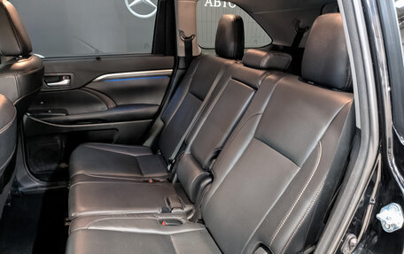 Toyota Highlander III, 2018 год, 3 500 000 рублей, 18 фотография