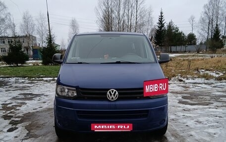 Volkswagen Transporter T5 рестайлинг, 2013 год, 1 300 000 рублей, 2 фотография