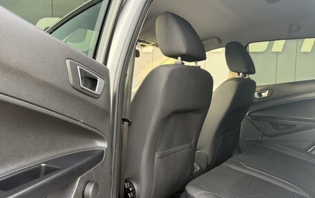 Ford Fiesta, 2015 год, 890 000 рублей, 11 фотография