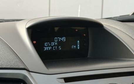 Ford Fiesta, 2015 год, 890 000 рублей, 19 фотография