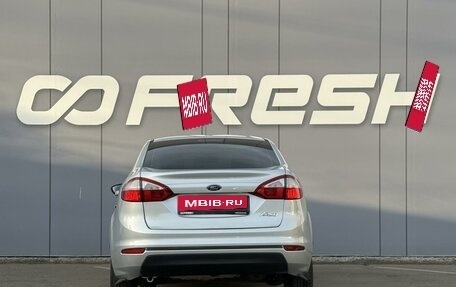 Ford Fiesta, 2015 год, 890 000 рублей, 4 фотография