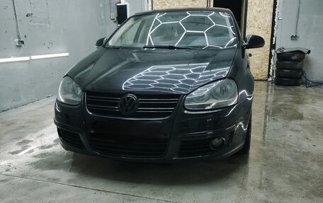 Volkswagen Jetta VI, 2010 год, 675 000 рублей, 1 фотография