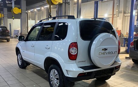 Chevrolet Niva I рестайлинг, 2013 год, 559 000 рублей, 1 фотография