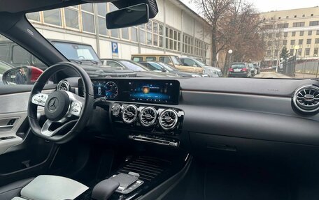 Mercedes-Benz A-Класс, 2022 год, 3 625 000 рублей, 8 фотография