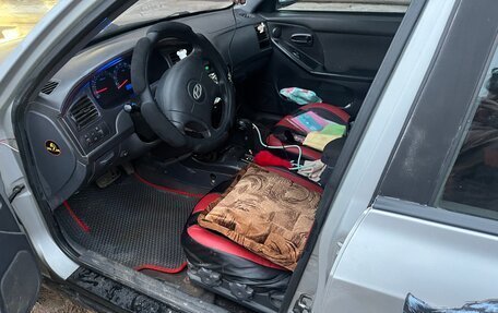 Hyundai Elantra III, 2003 год, 200 000 рублей, 13 фотография