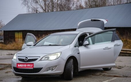 Opel Astra J, 2011 год, 800 000 рублей, 14 фотография