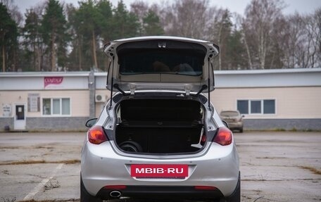 Opel Astra J, 2011 год, 800 000 рублей, 12 фотография