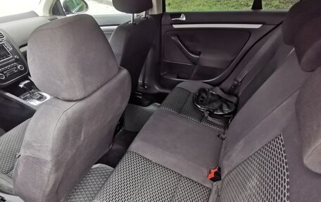 Volkswagen Jetta VI, 2010 год, 675 000 рублей, 15 фотография