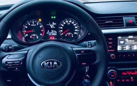 KIA Rio IV, 2017 год, 1 000 000 рублей, 11 фотография