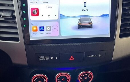 Mitsubishi Outlander III рестайлинг 3, 2011 год, 1 650 000 рублей, 4 фотография