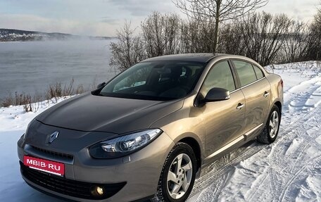 Renault Fluence I, 2010 год, 610 000 рублей, 2 фотография