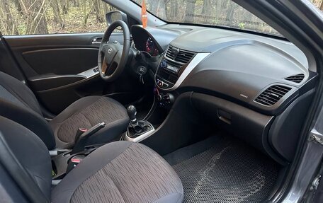 Hyundai Solaris II рестайлинг, 2014 год, 650 000 рублей, 5 фотография