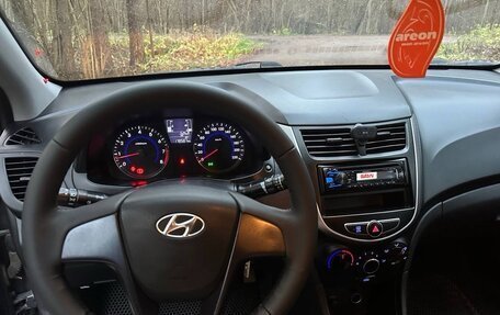 Hyundai Solaris II рестайлинг, 2014 год, 650 000 рублей, 7 фотография