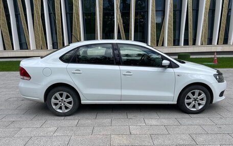 Volkswagen Polo VI (EU Market), 2015 год, 910 000 рублей, 7 фотография