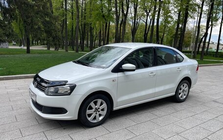 Volkswagen Polo VI (EU Market), 2015 год, 910 000 рублей, 3 фотография
