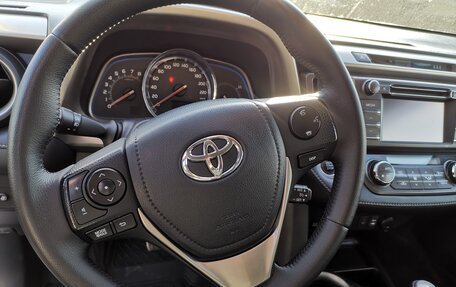 Toyota RAV4, 2013 год, 2 180 000 рублей, 15 фотография