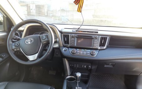 Toyota RAV4, 2013 год, 2 180 000 рублей, 14 фотография