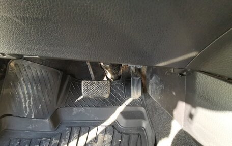 Toyota RAV4, 2013 год, 2 180 000 рублей, 24 фотография