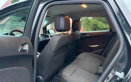 Opel Astra J, 2011 год, 580 000 рублей, 11 фотография