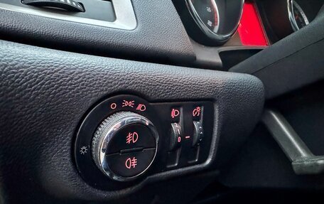 Opel Astra J, 2011 год, 580 000 рублей, 18 фотография