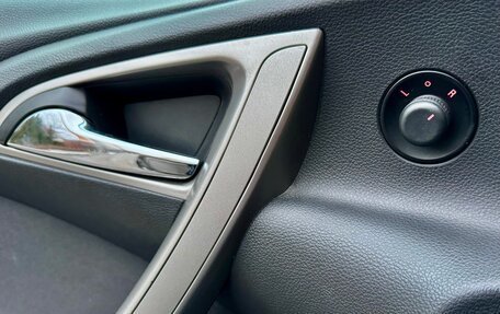 Opel Astra J, 2011 год, 580 000 рублей, 17 фотография