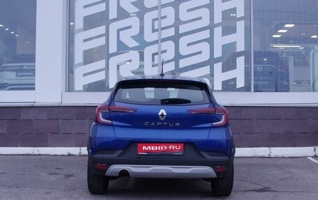 Renault Captur II, 2020 год, 1 799 000 рублей, 4 фотография