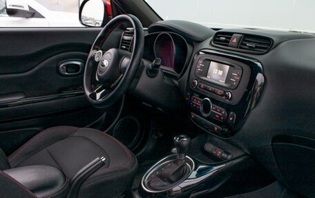 KIA Soul II рестайлинг, 2015 год, 1 429 000 рублей, 13 фотография