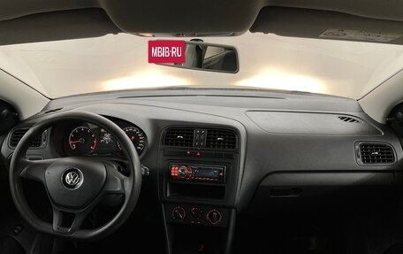 Volkswagen Polo VI (EU Market), 2016 год, 850 000 рублей, 5 фотография