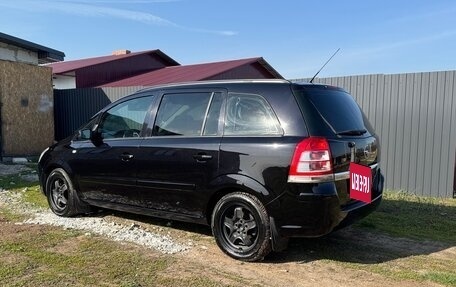 Opel Zafira B, 2008 год, 560 000 рублей, 10 фотография