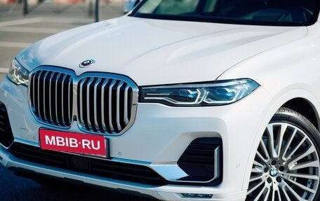 BMW X7, 2021 год, 10 490 000 рублей, 2 фотография