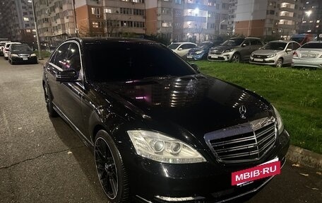 Mercedes-Benz S-Класс, 2008 год, 1 600 000 рублей, 2 фотография