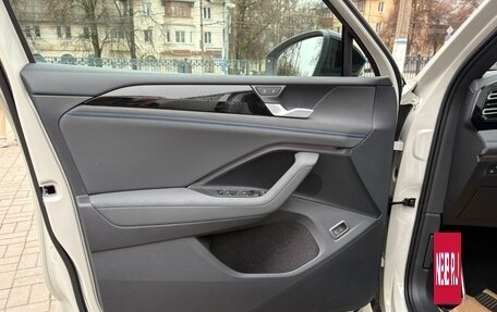 Volkswagen Tiguan, 2025 год, 4 950 000 рублей, 24 фотография