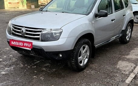 Renault Duster I рестайлинг, 2014 год, 895 000 рублей, 5 фотография