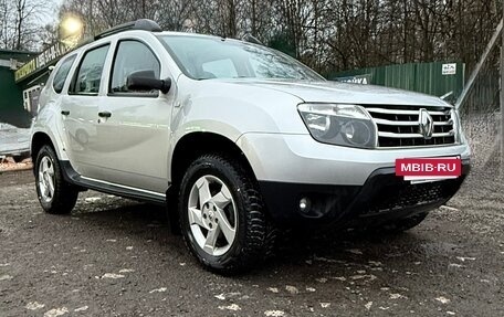 Renault Duster I рестайлинг, 2014 год, 895 000 рублей, 2 фотография