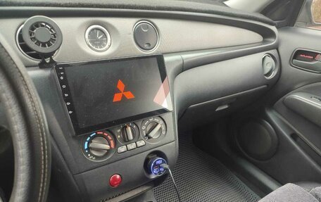 Mitsubishi Outlander III рестайлинг 3, 2003 год, 550 000 рублей, 2 фотография