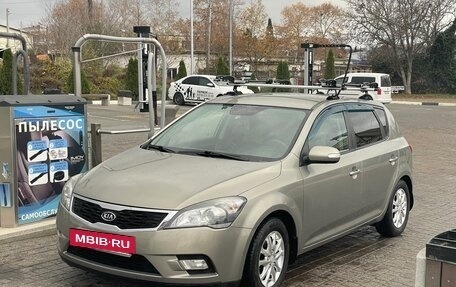 KIA cee'd I рестайлинг, 2010 год, 850 000 рублей, 3 фотография