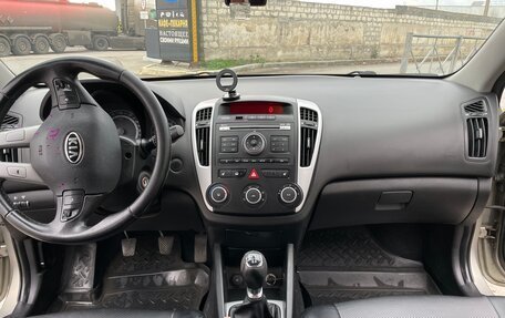 KIA cee'd I рестайлинг, 2010 год, 850 000 рублей, 13 фотография