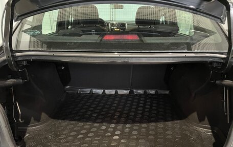 Renault Logan II, 2018 год, 1 099 000 рублей, 15 фотография