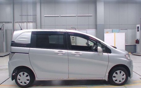 Honda Freed I, 2015 год, 1 267 600 рублей, 3 фотография