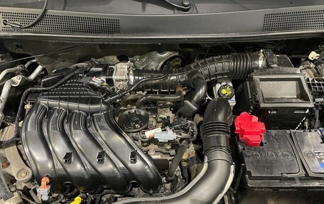 Renault Logan II, 2018 год, 1 099 000 рублей, 16 фотография