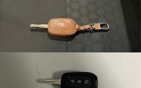 Renault Logan II, 2018 год, 1 099 000 рублей, 18 фотография