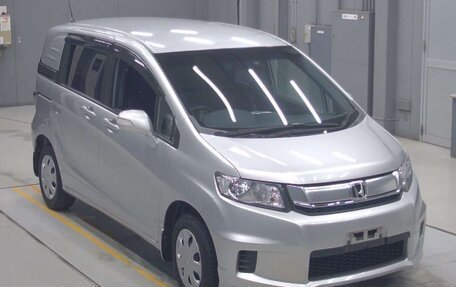 Honda Freed I, 2015 год, 1 267 600 рублей, 5 фотография