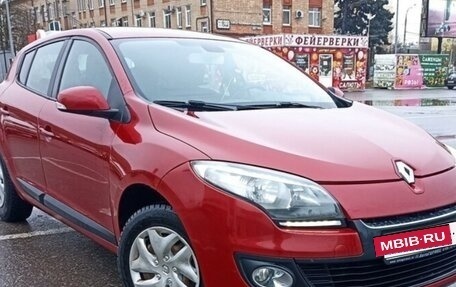 Renault Megane III, 2013 год, 830 000 рублей, 2 фотография